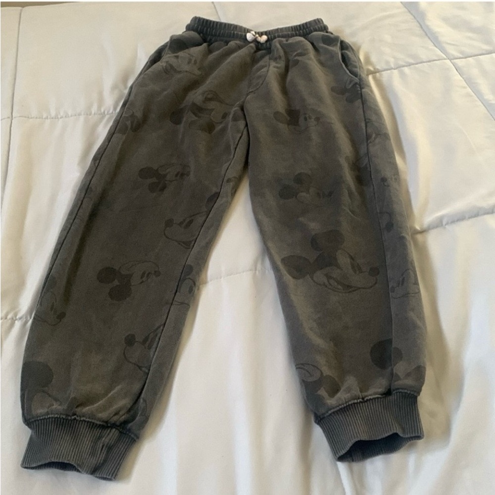 Zara Disney edition
Kids Sweatpants jogger - Picture 5 of 9